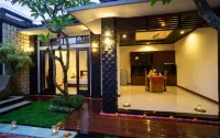 Kayu Suar Bali Luxury Villas & Spa Hotels near Sidakarya