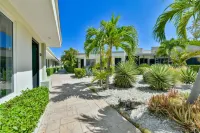 Talk of the Town Beach Hotel & Beach Club by GH Hoteles Hotels near Renaissance Island