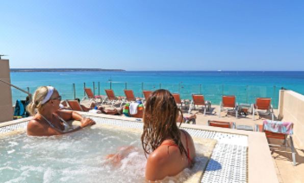 1. 호텔 플라야 팔..