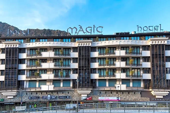 Hotel Màgic Andorra โรงแรมใกล้