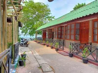 Pilgrim's Kitchen & Inn Các khách sạn ở Savannakhet