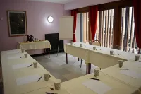 Logis Hotel Epi d'Or - parking