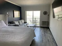 Lakeside Inn Hotels in Clear Lake