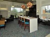 Hampton Inn & Suites by Hilton Calgary-Airport - Breakfast