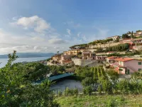 Giulia Hotels in Capoliveri