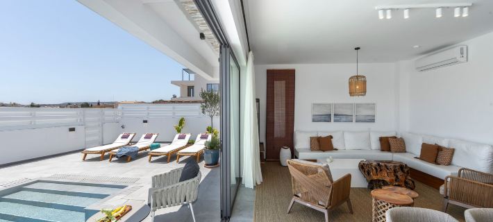 Chris le Mare Gold Luxury Villa Hotels in Pernera