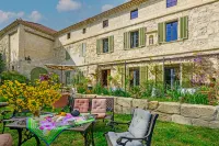 Bastide de Bellegarde Hôtels à : Avignon