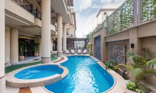 Maran Residence