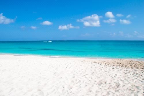 Hotel Island Club Turks & Grace Bay Place, Leisure & Recreation, Beach