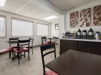 Red Roof Inn Weedsport Hotels in Cayuga County