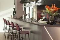 هوليداي إنن ا تي اإن ي ،ي ستار سيند يلفينجيابي باي آيتش جي فنادق في زيندلفينغن