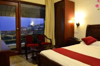 Kodai Sunshine Hotel
