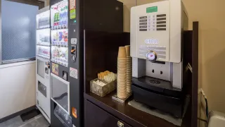 0227412000ab4w4ce5D5F R 320 180 R5 D