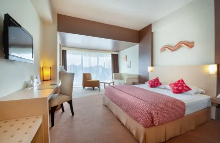 Lux Tychi Hotel