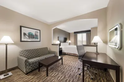 SureStay Plus Hotel by Best Western Plano Отели в г. Плано