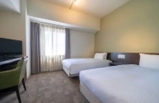 โรงแรมวิสต้า เอบินะ