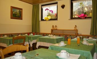Garni Ciamorc - Housity