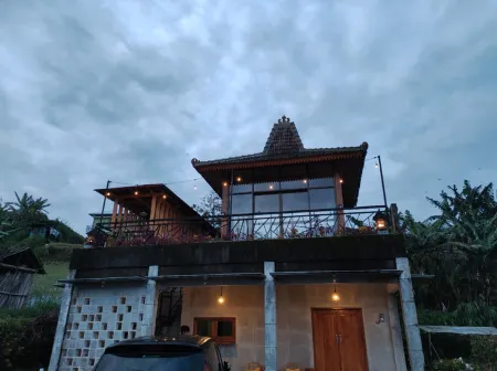 Punyan Resthouse Отели в г. Sine