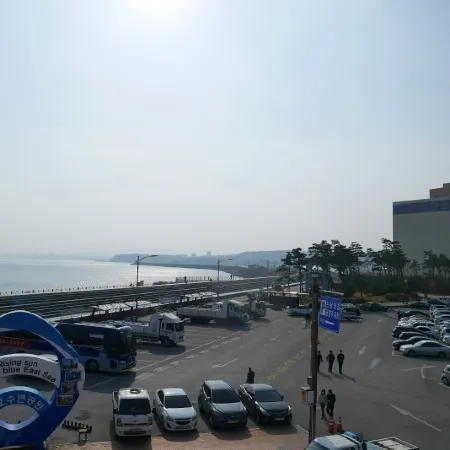 Donghae Lighthouse Oreumgil Pension