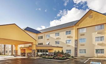 La Quinta Inn & Suites by Wyndham Knoxville Airport