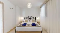 Acrotel Athena Villa - Strand