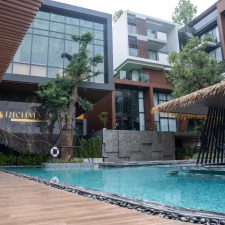 Richmann Resort Hotel Hatyai Отели рядом с достопримечательностью «Princess Maha Chakri Sirindhorn Natural History Museum»