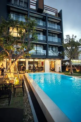 Dum Hotel - Si Phum