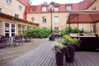 Home Hotel Uman Hotels in 