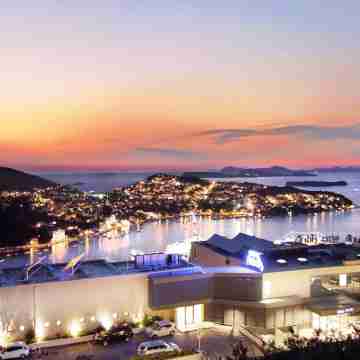 Hotel Adria Hotel Exterior