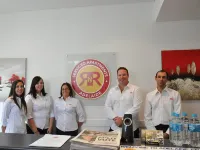 RNR Sturt Holiday Home Các khách sạn ở Adelaide