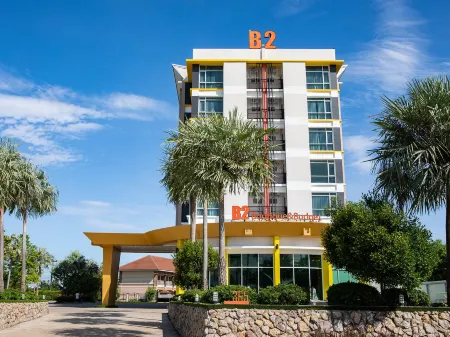 B2 Mae Sot Boutique & Budget Hotel Отели рядом с достопримечательностью «Wat Don Kaeo»