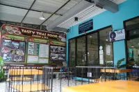 Chillax @Khaosk Hostel