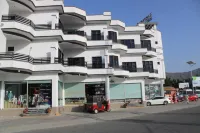 Hotel Swat Gateway Hotels near khabab Masjid Manglor Pul