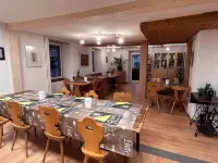 Chrona Bed & Breakfast Hoteles cerca de Alps