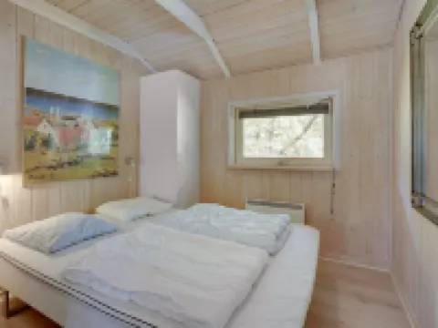 "Lin" - 2.9km from the Sea