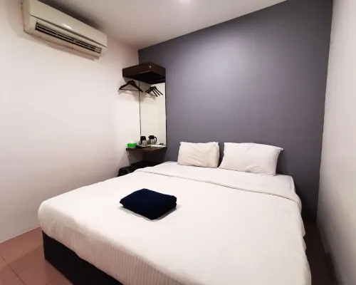 Dream House Hotel Rooms Photos