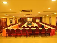 Hotel Royal Sathyam