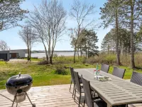 "Haley" - 150m from the Sea Hotels in Millinge