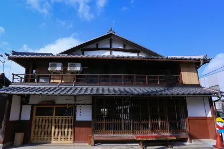 Guesthouse Izame Ann Отели рядом со станцией JR Sakata station