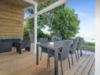 "Sasser" - 10m from the Sea Hotels in Oure