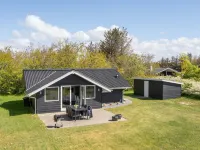 "Ingward" - 300m to the Fjord Hotels in Tarm