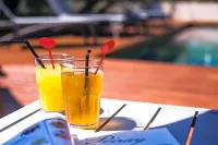 Hôtel la Pinède - Bar