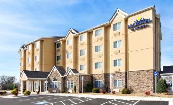 Microtel Inn & Suites by Wyndham Shelbyville