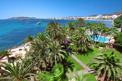 ホテル周辺 THB ロスモリノス - 大人専用の写真