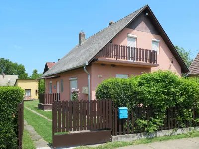 Keszeg Hotel di 