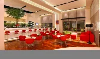 新德里機場宜必思飯店
