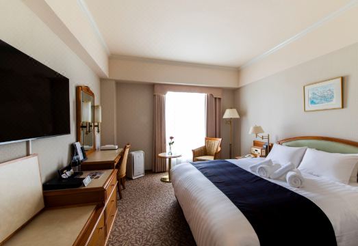 쿠레 한큐 호텔