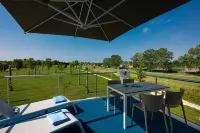Unique Chalet Marina Azzurra Resort 2 Bedroom Sleeps 6