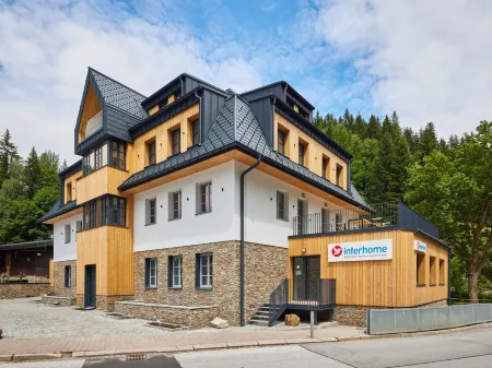 Rooftop Vista Maisonette & Relaxing Bath Отели в г. Пец-под-Снежкой