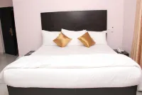 Blooms Spot Hotel - Super Deluxe